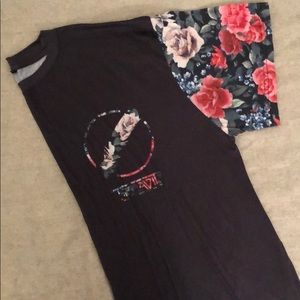 FLORAL SHORT SLEEVE